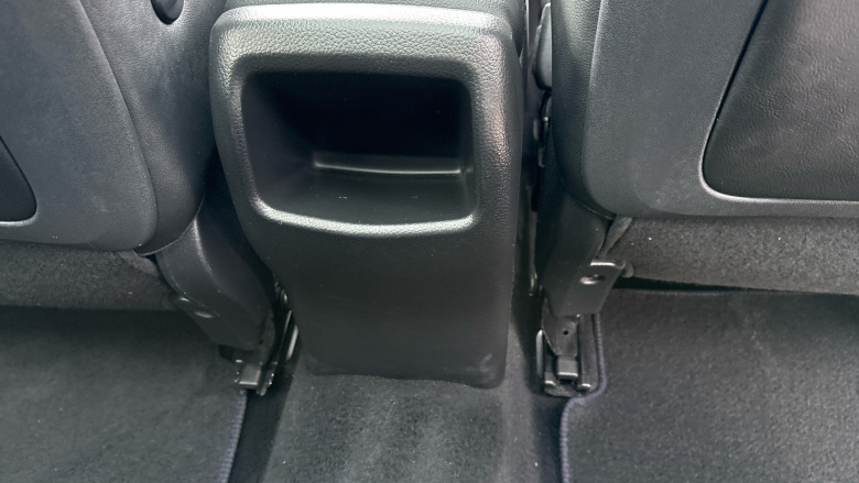 Nissan Qashqai 1.3 DiG-T Tekna 5dr Petrol Hatchback